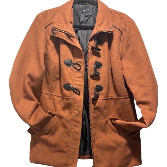 Rampage Women's Rust Trench Coat with Toggle Closures - Picture 2 of 3